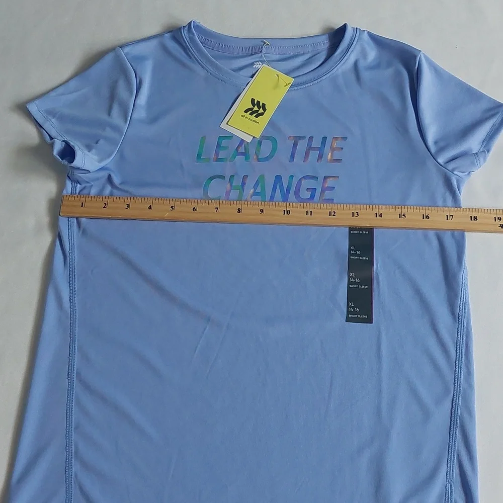 all in Motion Girls short sleeve Lead the change Graphic‎ t-chirt blue size XL